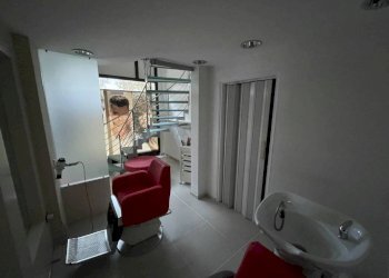 Salone - Negozio viale delle Nazioni, Ravenna (zona Marina di Ravenna) - foto 11