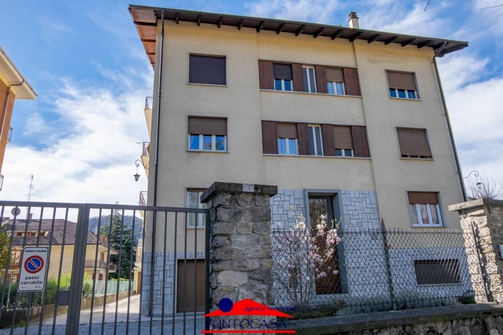 FACCIATA - Four-room apartment viale Sarrea, 5, Dronero - photo 2