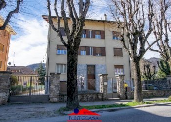 FACCIATA - Appartamento viale Sarrea, 5, Dronero - foto 1