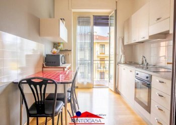 CUCINA - Appartamento viale Sarrea, 5, Dronero - foto 5