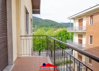 BALCONE - Appartamento viale Sarrea, 5, Dronero - foto 7