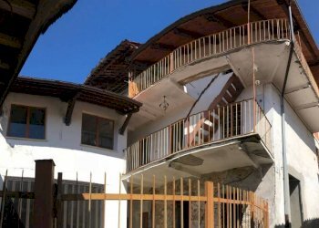 Casa indipendente Val di Chy - foto 1