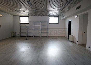 IMG_9936.JPG - Locale Commerciale Via Torri, Arcugnano - foto 15