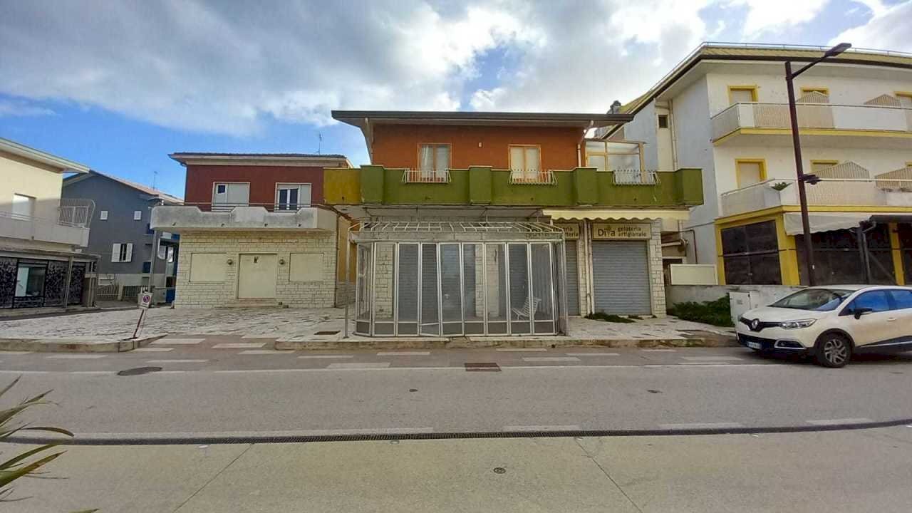 Immagine WhatsApp 2024-03-29 ore 15.21.34_0b90a2bd - Casa indipendente Via E. Bruschi 54, Rimini - foto 2