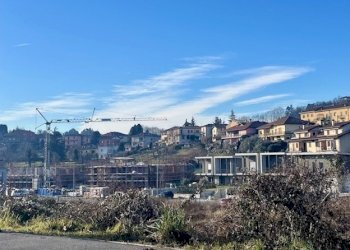 Contesto residenziale - Quadrilocale Via Belvedere 1, Anzano del Parco - foto 17