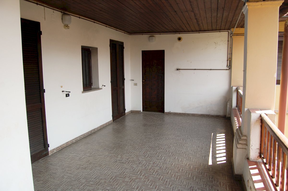 Terrazzo - Four-room apartment via Alessandro Volta 24 B, Lambrugo - photo 3
