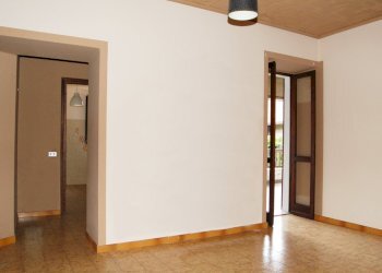Interni - Four-room apartment via Alessandro  Volta 24 B, Lambrugo - photo 4