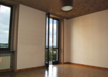 Interni - Four-room apartment via Alessandro  Volta 24 B, Lambrugo - photo 5