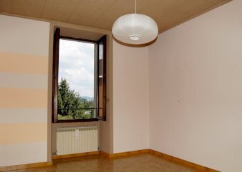 Interni - Four-room apartment via Alessandro  Volta 24 B, Lambrugo - photo 6