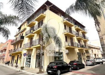 Appartamento Via Mazzini, Balestrate - foto 1