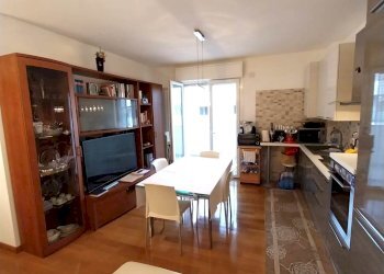 Trilocale Savona - foto 7