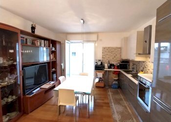 Trilocale Savona - foto 8