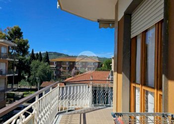 Four-room apartment Via Degli Orti, Diano Marina - photo 16