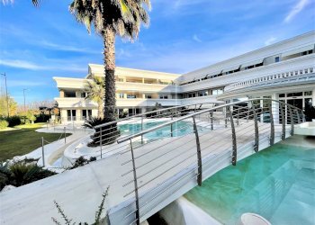 Trilocale via commisario palatucci, Desenzano del Garda - foto 1