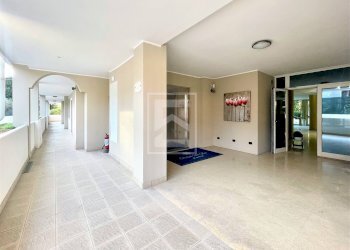 Trilocale via commisario palatucci, Desenzano del Garda - foto 17