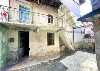 ABITAZIONE - Terratetto - Terracielo Piazza Castello 30, Ciriè - foto 2