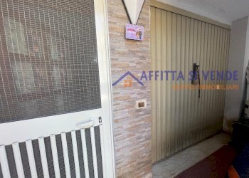 garage - Villa Ronco Scilla 1, Floridia - photo 8