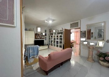 salotto - Villa Ronco Scilla 1, Floridia - photo 25