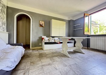 IMG_5431.JPG - Portion of a house Pietrasanta - photo 17