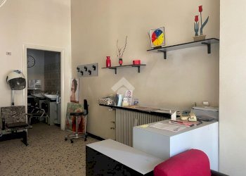 Negozio Piazza Dante, Valdilana - foto 3