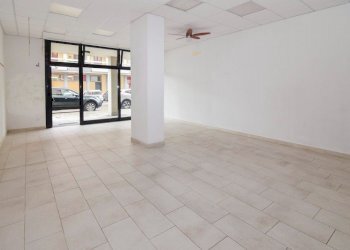 Shop Cadelbosco di Sopra - photo 1