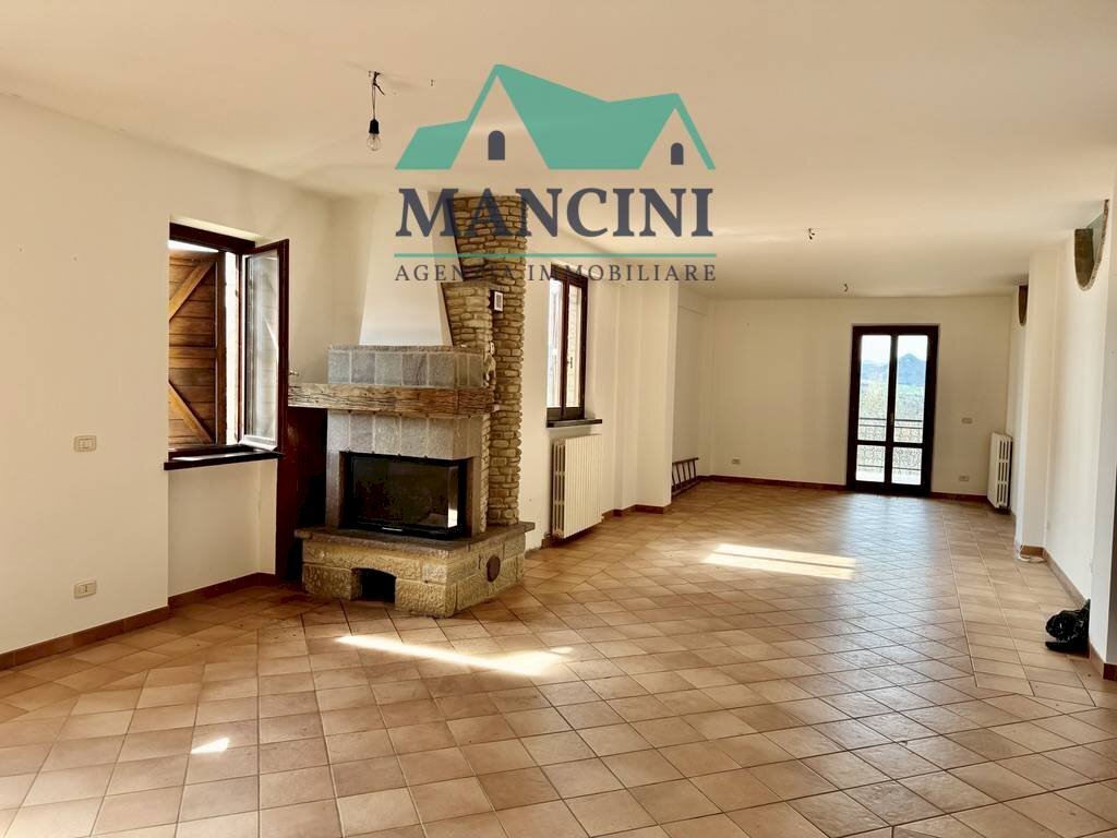 Casa indipendente VIALE MARCHE, Cupramontana - foto 1