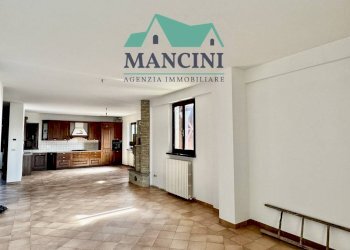 Casa indipendente VIALE MARCHE, Cupramontana - foto 2