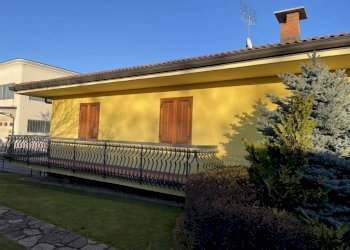 Facciata - Villa strada Statale, 68, Peveragno - photo 34