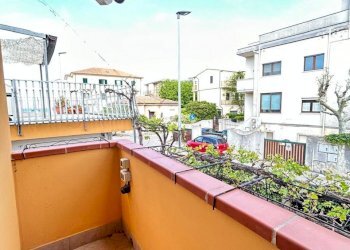 20240506_162041000_iOS 15.jpg - Trilocale VIALE MAIELLA, Francavilla al Mare - foto 24