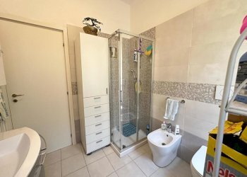 Doccia - Appartamento via Mannes 3, Vercelli - foto 8