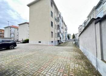 Cortile - Appartamento via Mannes 3, Vercelli - foto 16