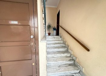 Vano scala - Appartamento via Mannes 3, Vercelli - foto 18