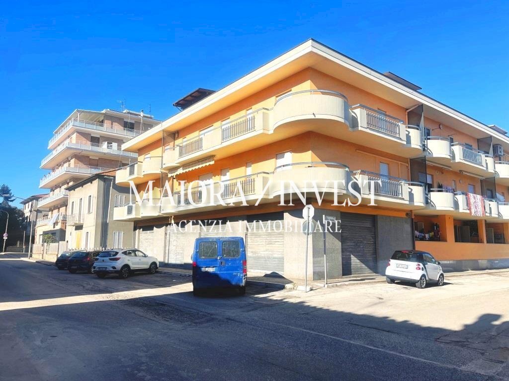 appartamento in vendita4.jpg - Locale Commerciale Alba Adriatica - foto 1