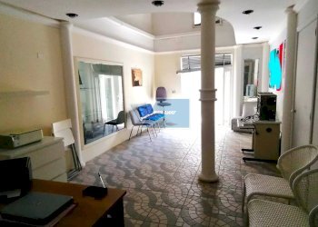 Locale Commerciale Via Ducezio, Noto - foto 1