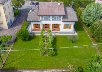 Villa Via delle ginestre, Varano de' Melegari - foto 1