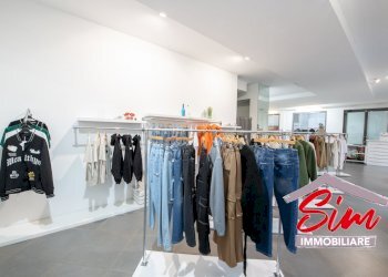 senza titolo-8.jpg - Locale Commerciale Via Giuseppe Prina 44, Novara - foto 13