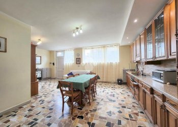 Three-room apartment Via Enrico Toti, Alpignano - photo 3