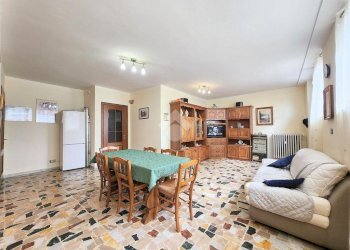 Three-room apartment Via Enrico Toti, Alpignano - photo 4