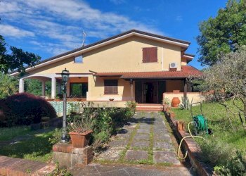 48cf6451-f7d1-4290-b53d-b7271193ac37.jpg - Villa Via Aglione 3, Castelnuovo Magra - photo 8
