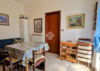 Three-room apartment Via Isonzo, Loano - photo 2