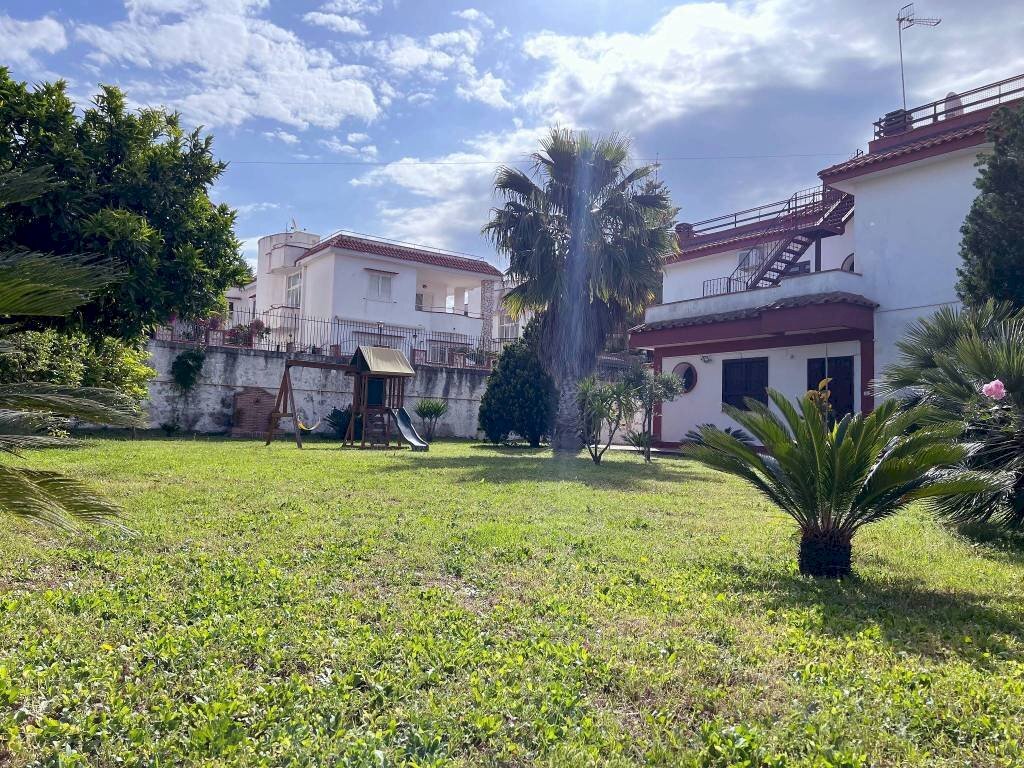 1 - Villa via Monte Nuovo Licola Patria, 124C, Pozzuoli - photo 2
