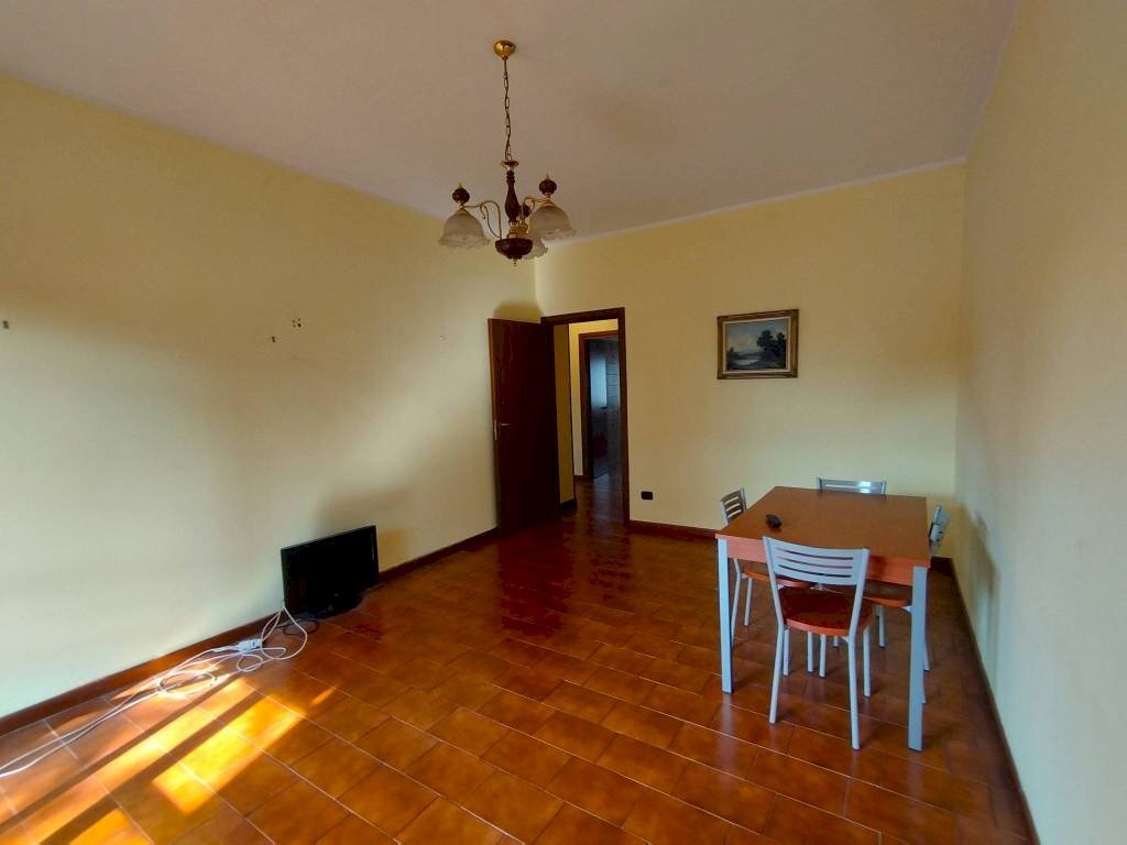 sala - Bilocale via Tommaso Grossi, 2, Rho - foto 2