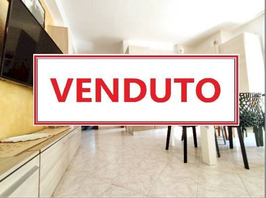 Interno non residenziale - Three-room apartment via 2 Giugno, 6, Sedriano - photo 1