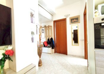 Interno appartamento - Trilocale via 2 Giugno, 6, Sedriano - foto 9