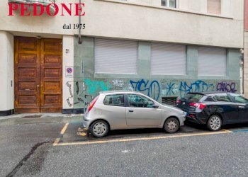 Magazzino via Cesare Balbo, 21, Torino (zona Vanchiglia) - foto 1