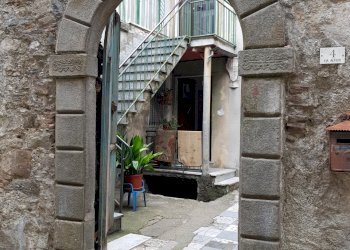 20180712_100907.jpg - Appartamento Via Vittorio Alfieri, Fosdinovo - foto 2