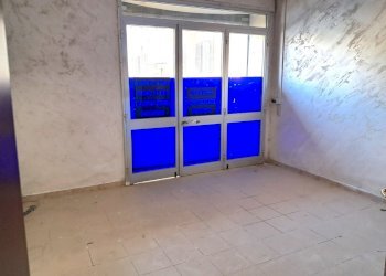 3.jpeg - Locale Commerciale Via Luciano Manara, Guidonia Montecelio - foto 4