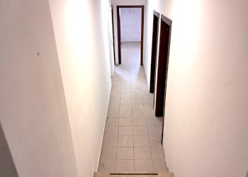 7.jpeg - Locale Commerciale Via Luciano Manara, Guidonia Montecelio - foto 8