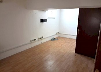 8.jpeg - Locale Commerciale Via Luciano Manara, Guidonia Montecelio - foto 9