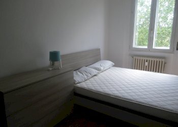 camera da letto 2 - Quadrilocale Reggio nell'Emilia - foto 24